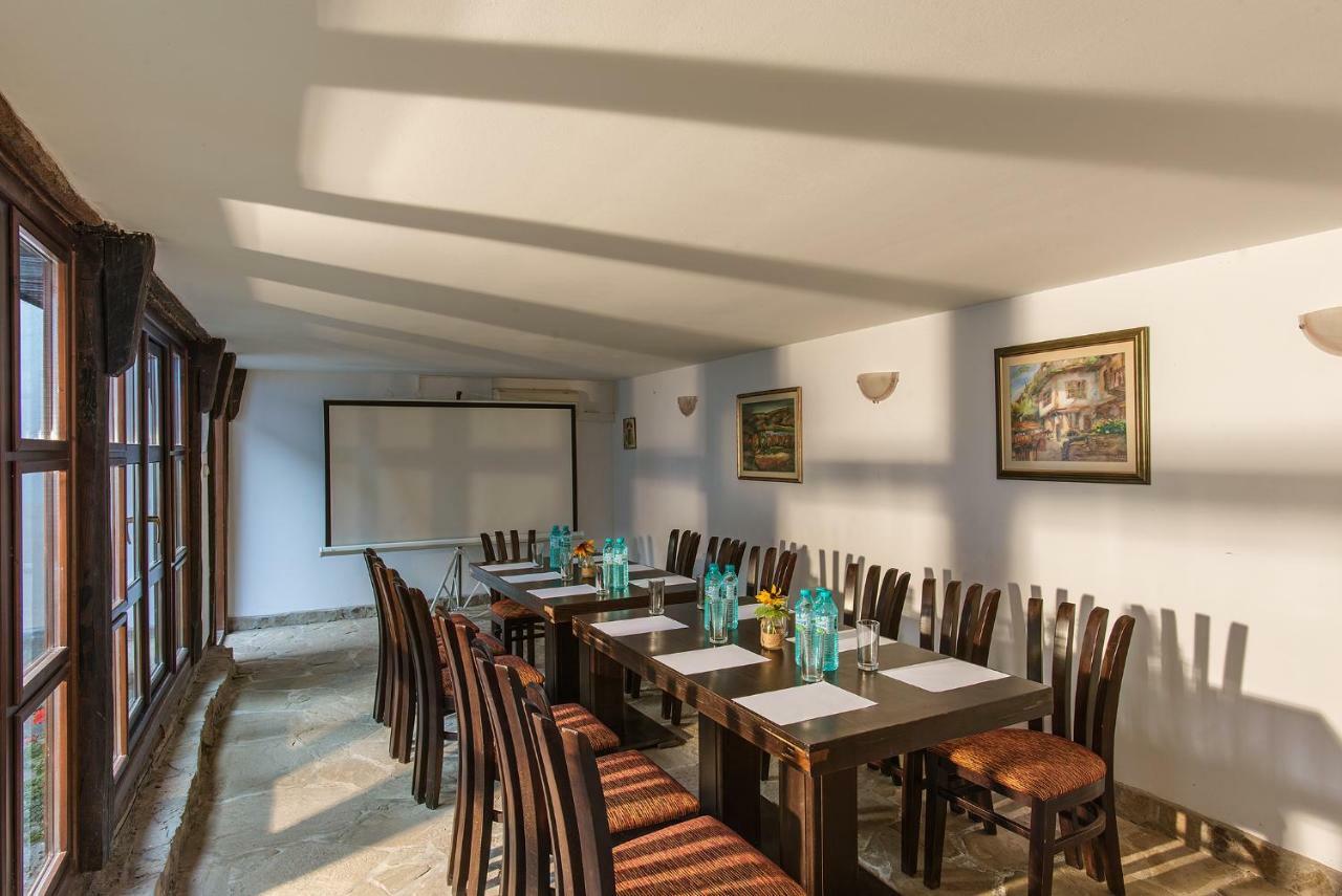 Family Hotel Bile Beli Osum Exterior photo